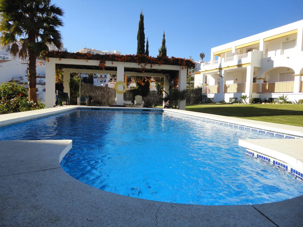 At Almoraide Rooms Suites (Adults Only) Nerja Exterior photo